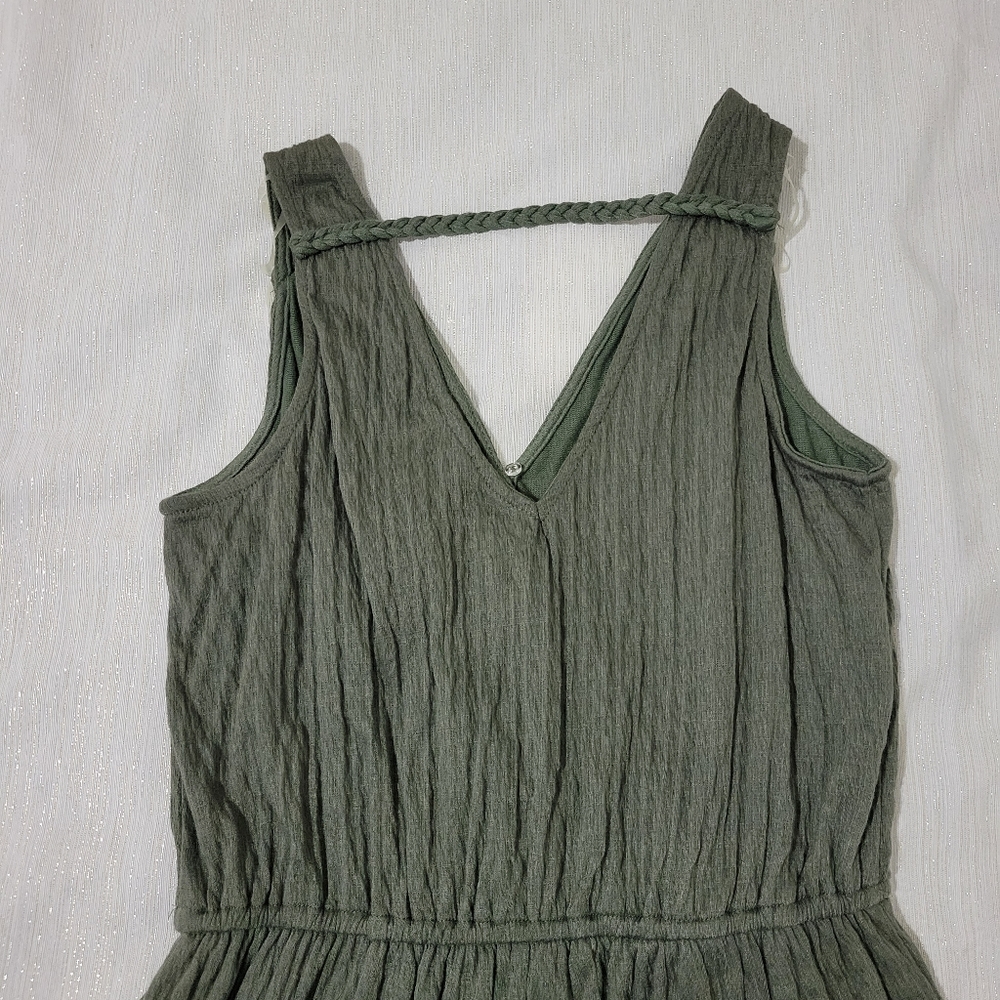 Green Universal Thread Romper - Picture 7 of 11